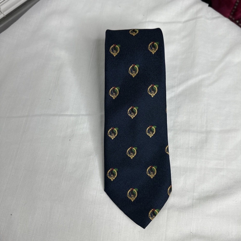 Ingles Buchan Men's Neck Tie Clan Crest Navy Made In Galashiels-Scotland 53" X 3